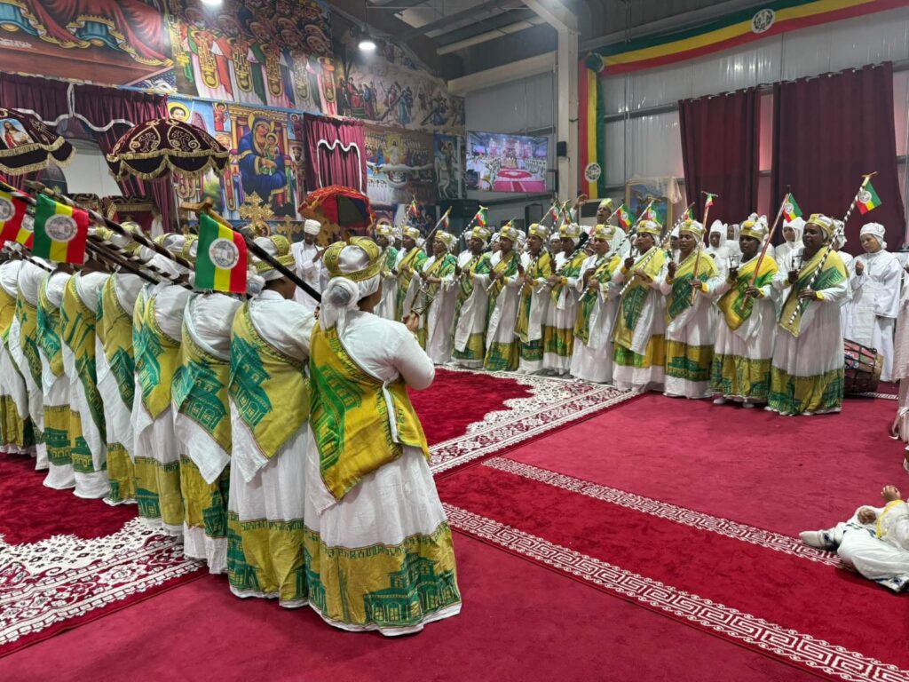 ተስፋ ስዱዳን ሰንበት ት/ቤት መዘምራን በአገልግሎት ላይ